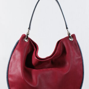 Sac rouge avec anse noire 3